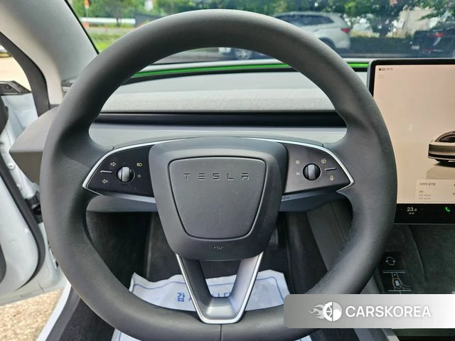 Tesla Model 3 2025 Белый из Кореи, фото 5