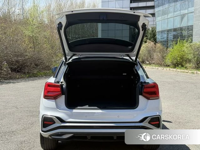Audi Q2L 2022 Белый из Китая, фото 5