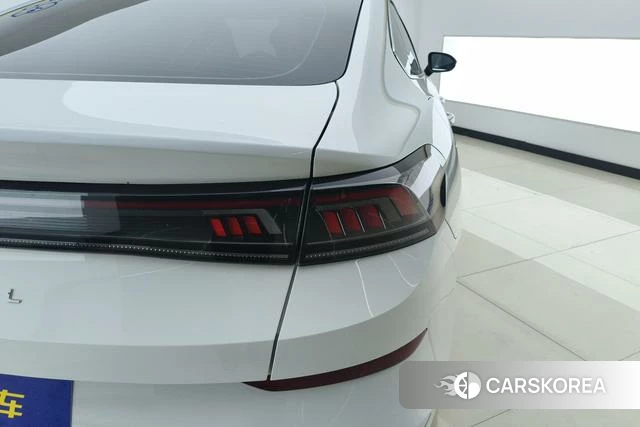 Volkswagen Lingdu 2025 Белый из Китая, фото 5