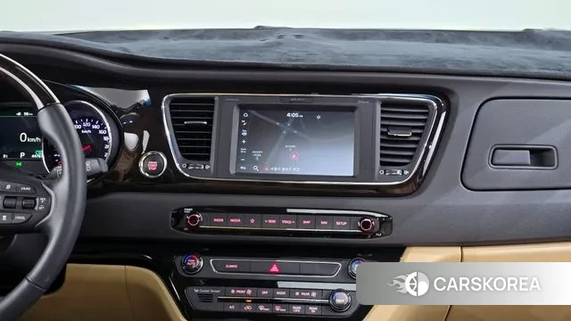 Kia The New Carnival 2019 Белый из Кореи, фото 5