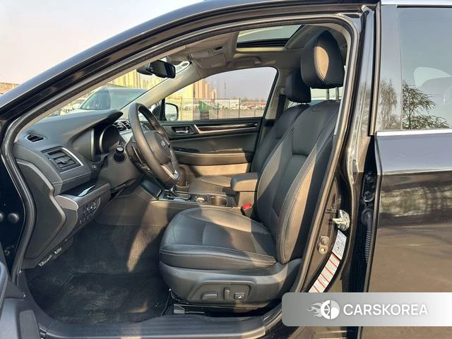 Subaru OUTBACK 2020 Черный из Китая, фото 5