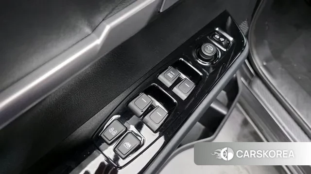 Ssangyong Torres 2023 Черный из Кореи, фото 5