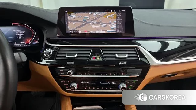 BMW 5 Series (G30) 2020 Черный из Кореи, фото 5