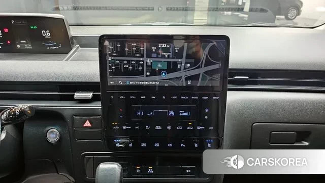 Hyundai Staria 2023 Желтый из Кореи, фото 5