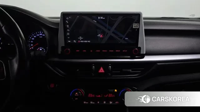 Kia The New K3 2nd generation 2021 Белый из Кореи, фото 5