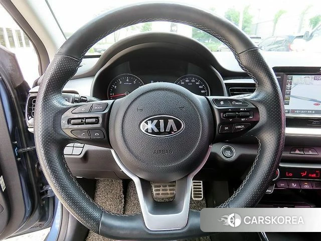 Kia Stonic 2018 Синий из Кореи, фото 5