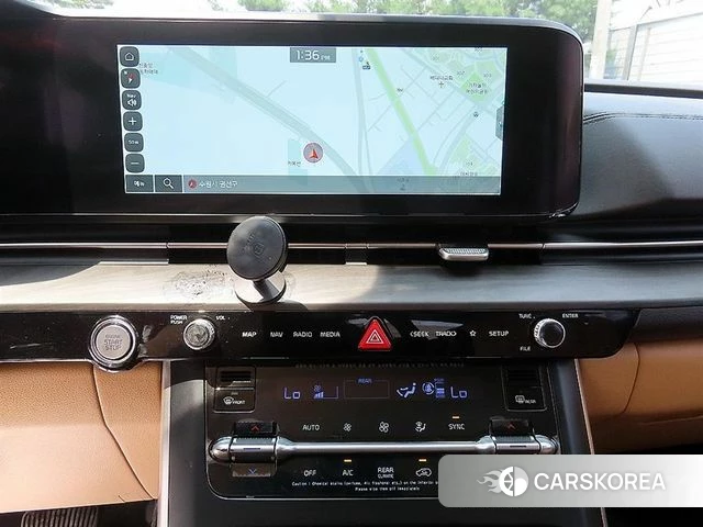 Kia Carnival 4th generation 2022 Серебряный из Кореи, фото 5