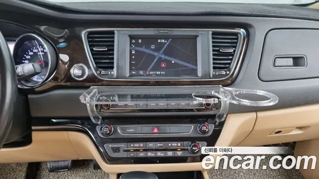 Kia The New Carnival 2018 Белый из Кореи, фото 5