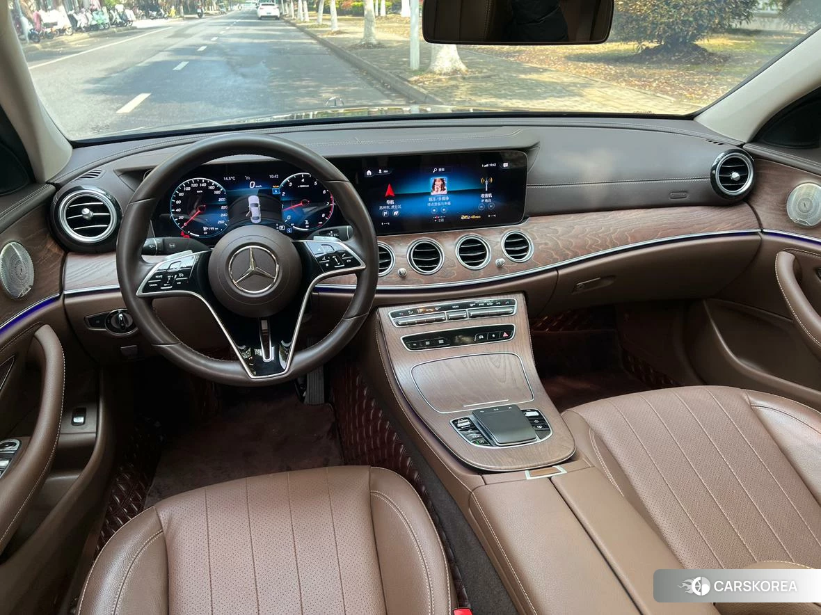 Mercedes-Benz E-class 2022 Черный из Китая, фото 5