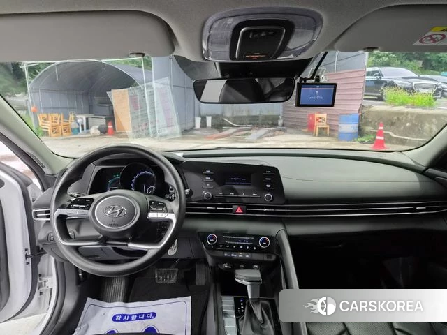 Hyundai Avante Hybrid (CN7) 2021 Белый из Кореи, фото 5