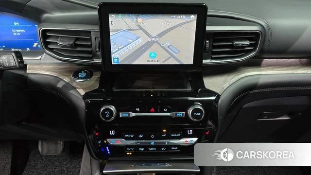Ford Explorer 6th Generation 2021 Белый из Кореи, фото 5