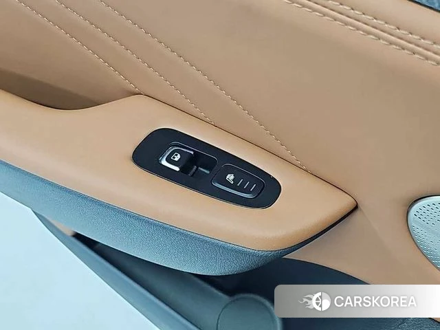 Kia Stinger Meister 2023 Серебристо-серый из Кореи, фото 5