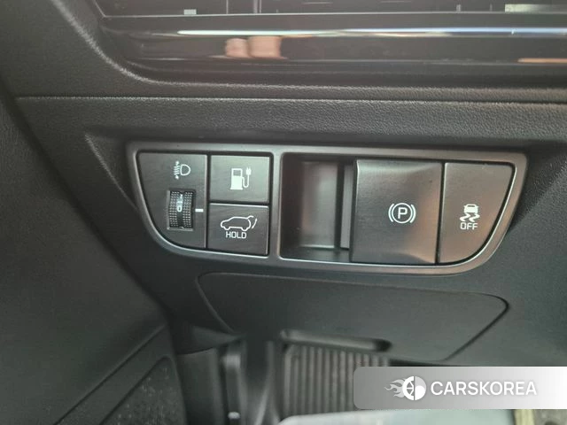 Kia EV6 2021 Жемчужный цвет из Кореи, фото 5