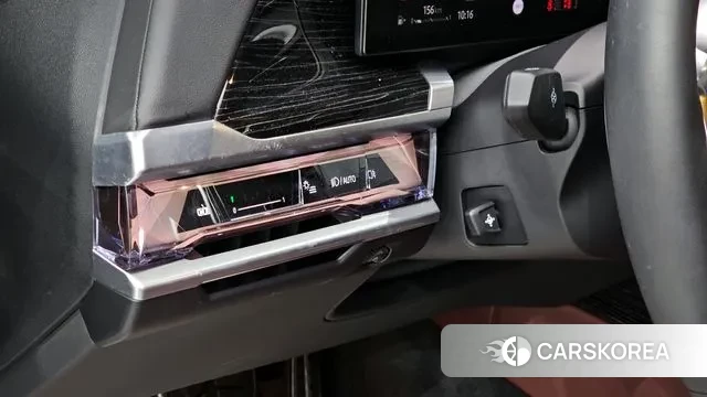 BMW 7 Series (G70) 2025 Серый из Кореи, фото 5