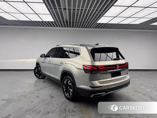 Volkswagen Tourang 2021 Шампань из Китая, фото 5