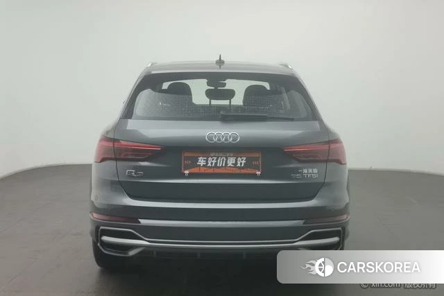Audi Q3 2020 Темно-серый из Китая, фото 5