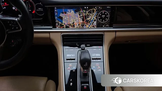 Porsche Panamera (971) 2018 Белый из Кореи, фото 5