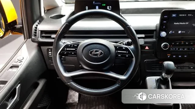 Hyundai Staria 2022 Желтый из Кореи, фото 5