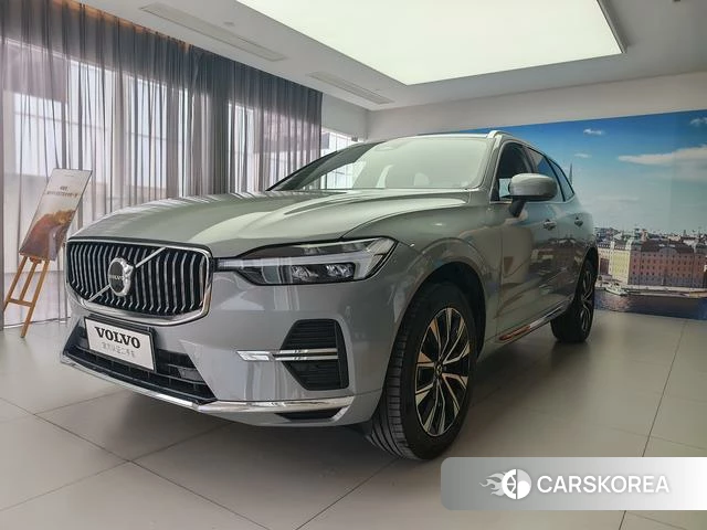 Volvo XC60 2025 Серебристо-серый из Китая, фото 5
