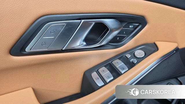 BMW 3 Series (G20) 2023 Черный из Кореи, фото 5