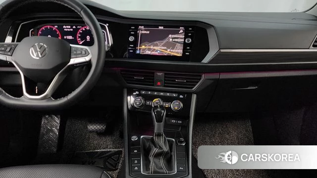 Volkswagen 7th Generation of Jetta 2023 Белый из Кореи, фото 5