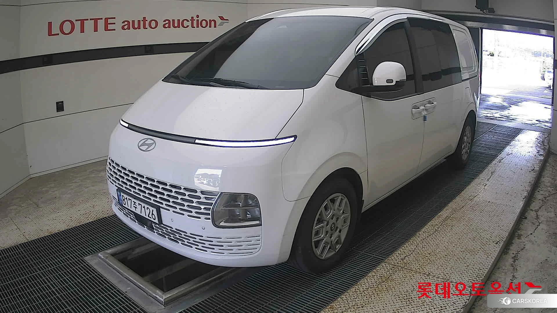 Hyundai Staria Hybrid 2025 Белый из Кореи, фото 5