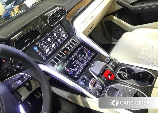 Lamborghini Urus 2019 Черный из Кореи, фото 5