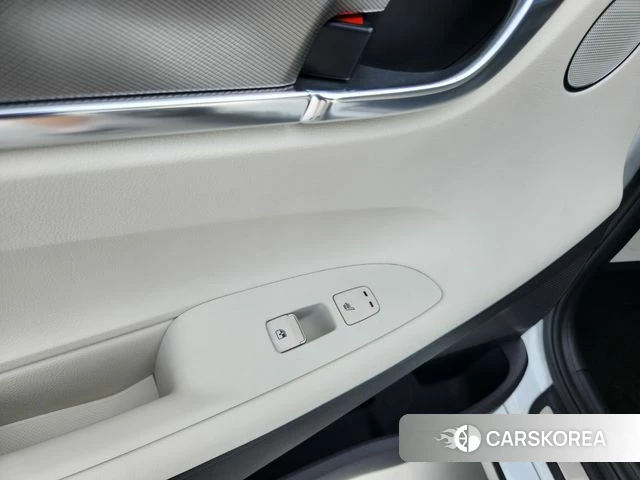 Hyundai The New Grandeur IG Hybrid 2022 Белый из Кореи, фото 5