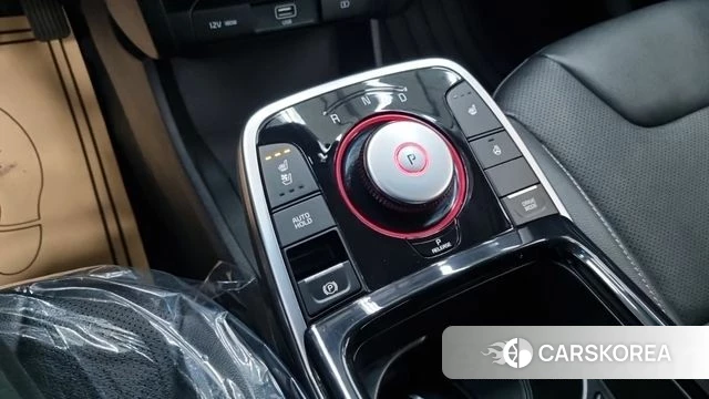 Kia Niro Plus 2023 Белый из Кореи, фото 5