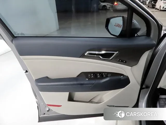 Kia Sportage 5th Generation Hybrid 2021 Серебристо-серый из Кореи, фото 5