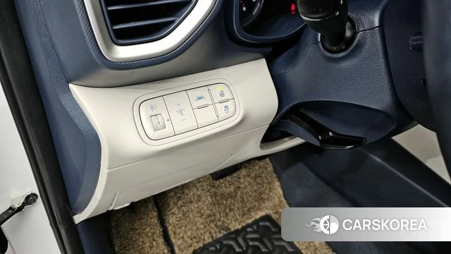 Hyundai Venue 2021 Белый из Кореи, фото 5