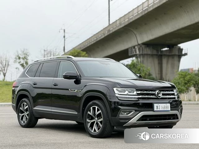 Volkswagen Tourang 2021 Черный из Китая, фото 5
