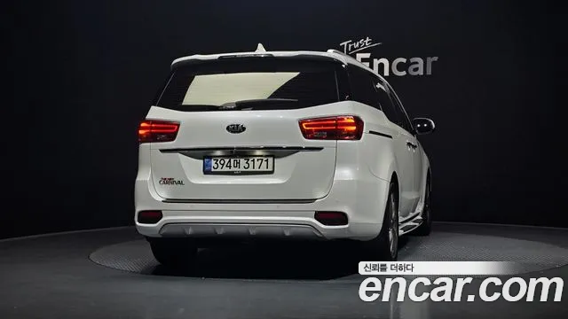 Kia The New Carnival 2018 Белый из Кореи, фото 5