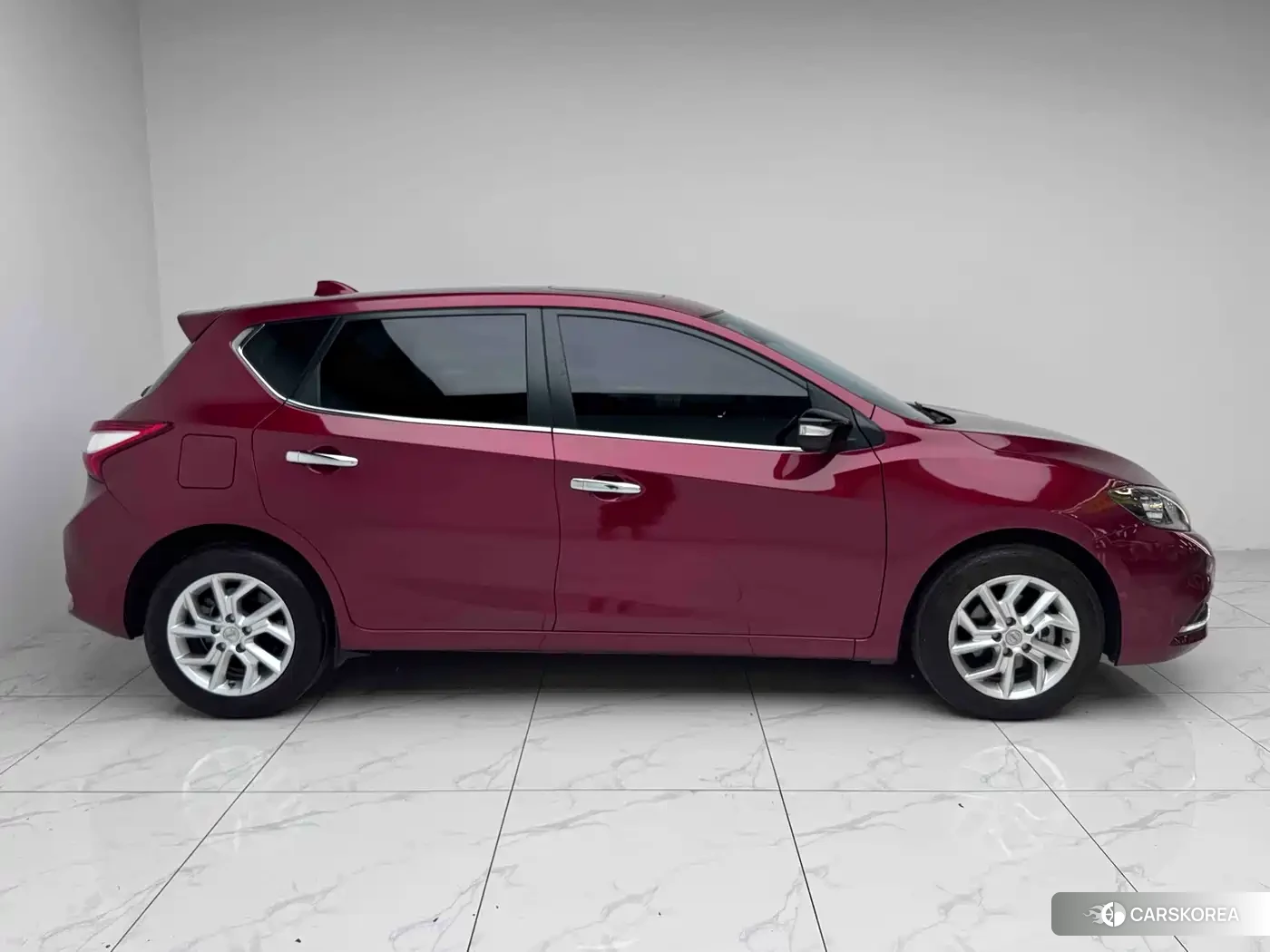 Nissan Tiida 2024 Red/purple из Китая, фото 5