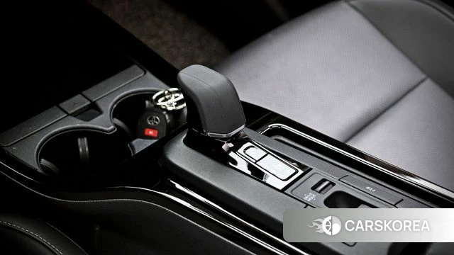Toyota Prius 5th Generation 2024 Желтый из Кореи, фото 5