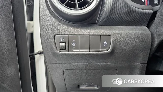 Hyundai The New Kona 2021 Белый из Кореи, фото 5