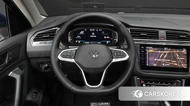 Volkswagen Tiguan second Generation 2023 Синий из Кореи, фото 5
