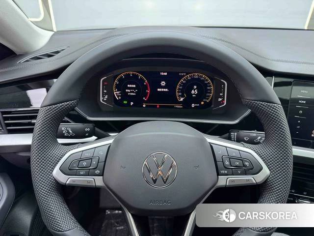 Volkswagen Passat 2025 Черный из Китая, фото 5