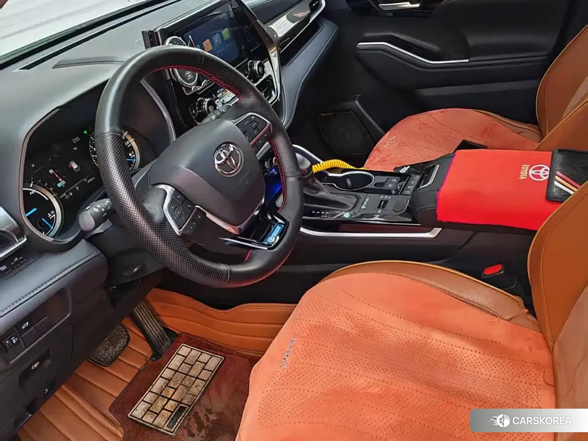 Toyota Highlander 2022 Белый из Китая, фото 5