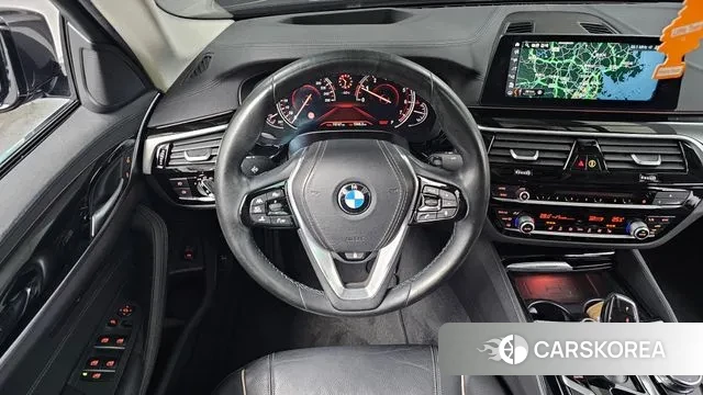 BMW 5 Series (G30) 2018 Серый из Кореи, фото 5