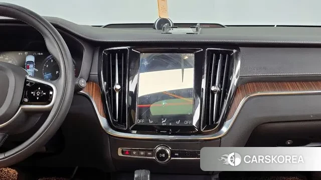 Volvo V60 Cross-Country 2nd Generation 2021 Белый из Кореи, фото 5