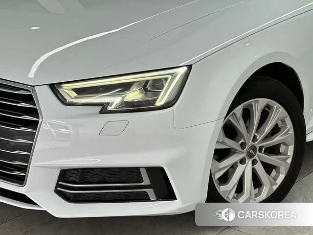 Audi A4L 2019 Белый из Китая, фото 5