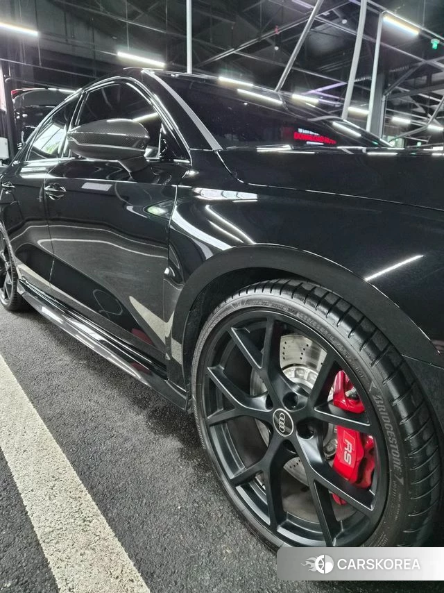 Audi RS3 (8Y) 2026 Черный из Кореи, фото 5