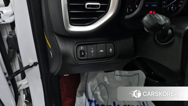 Hyundai Venue 2020 Белый из Кореи, фото 5