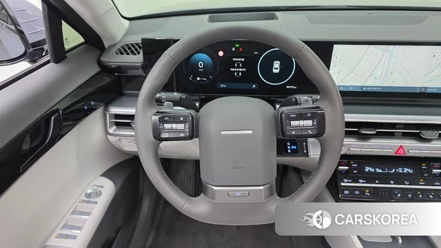 Hyundai Grandeur (GN7) 2024 Светло-серебряный цвет из Кореи, фото 5