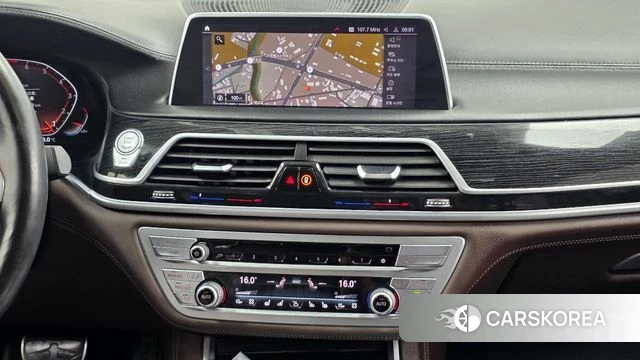BMW 7 Series (G11) 2020 Серый из Кореи, фото 5