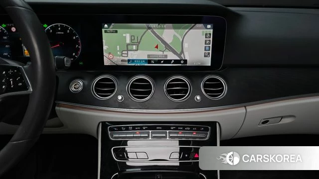 Mercedes-Benz E-Class W213 2022 Синий из Кореи, фото 5