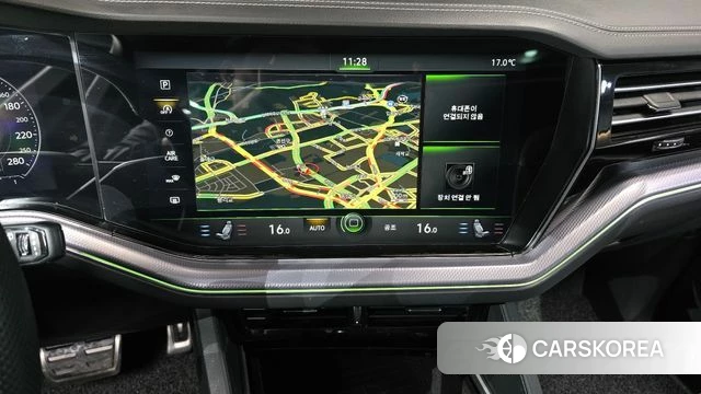 Volkswagen Touareg 3rd generation 2023 Черный из Кореи, фото 5