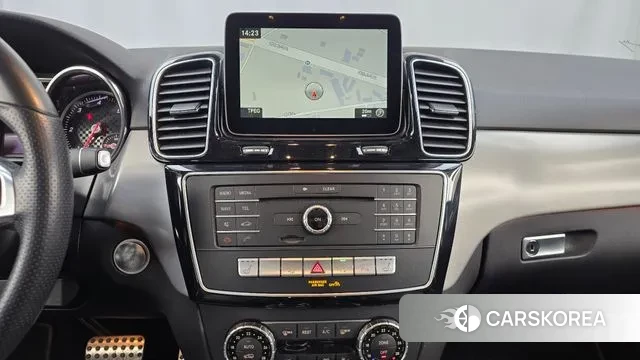 Mercedes-Benz GLE - Class W166 2018 Черный из Кореи, фото 5