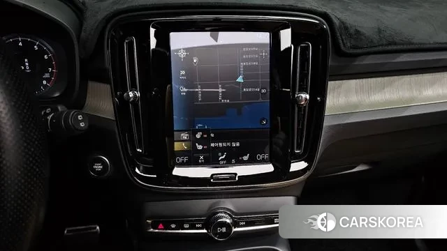 Volvo XC40 2019 Белый из Кореи, фото 5